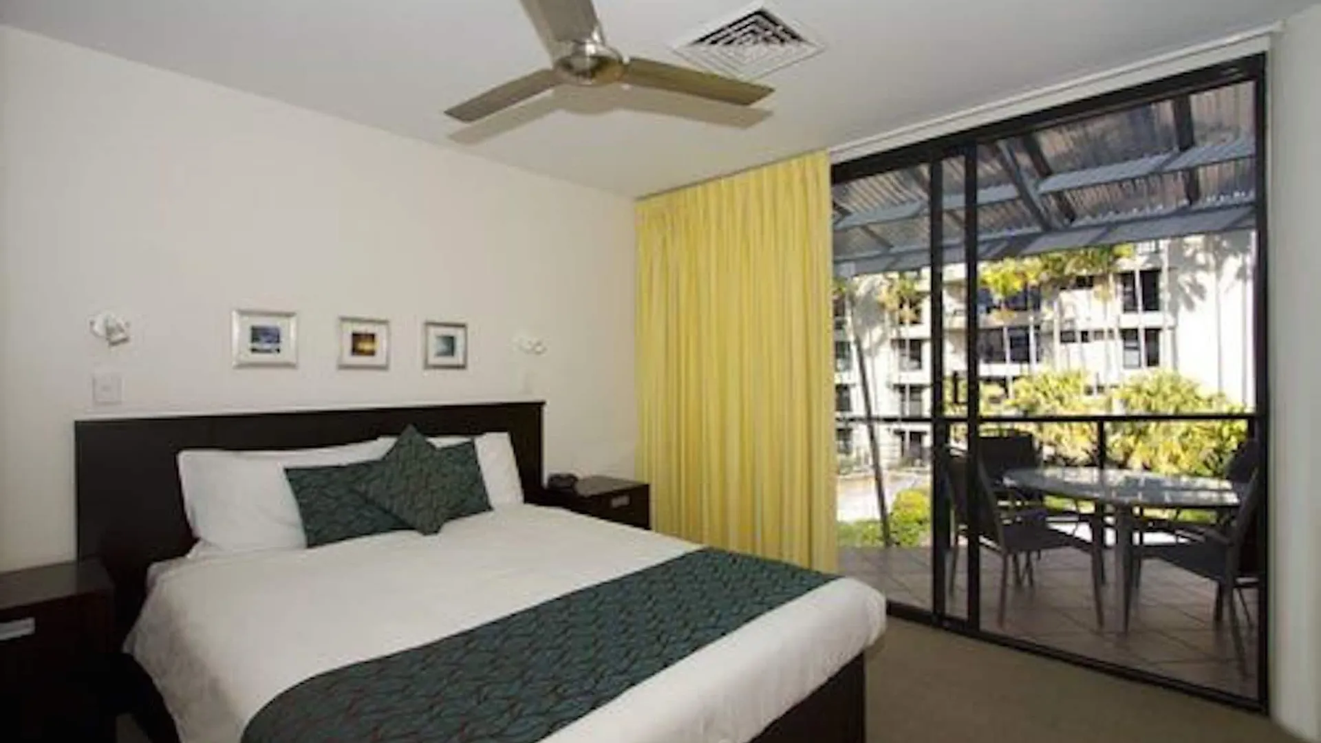 The Beach Retreat Coolum Coolum Beach 4*,